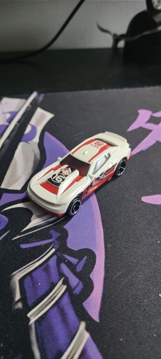 D-muscle biały hot wheels
