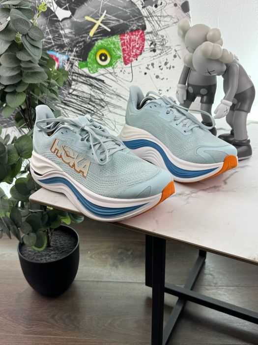 Кросівки Hoka Skyward 44 розмір Е16869