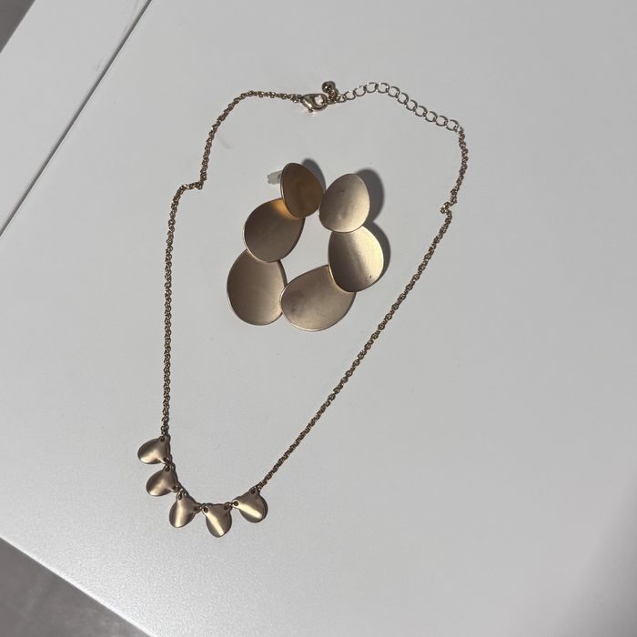 Brincos de colar junta