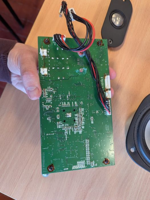 Продам плати до Teufel cinebar 50