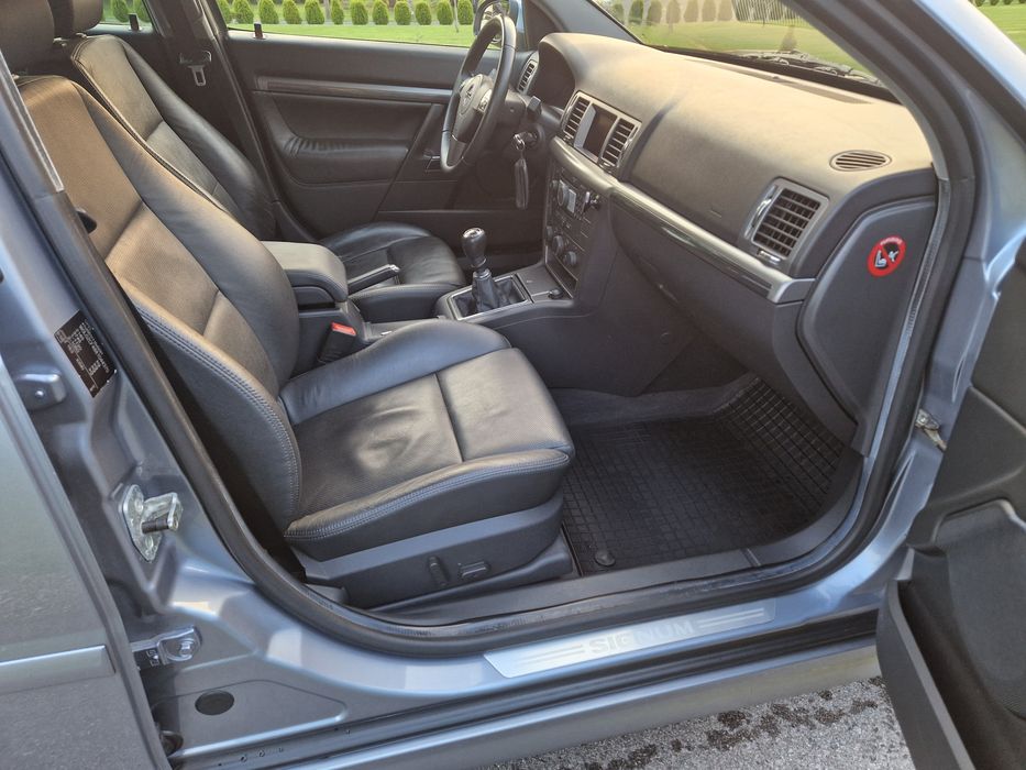 Opel Signum 1.9 CDTI 150KM CosmoPlus