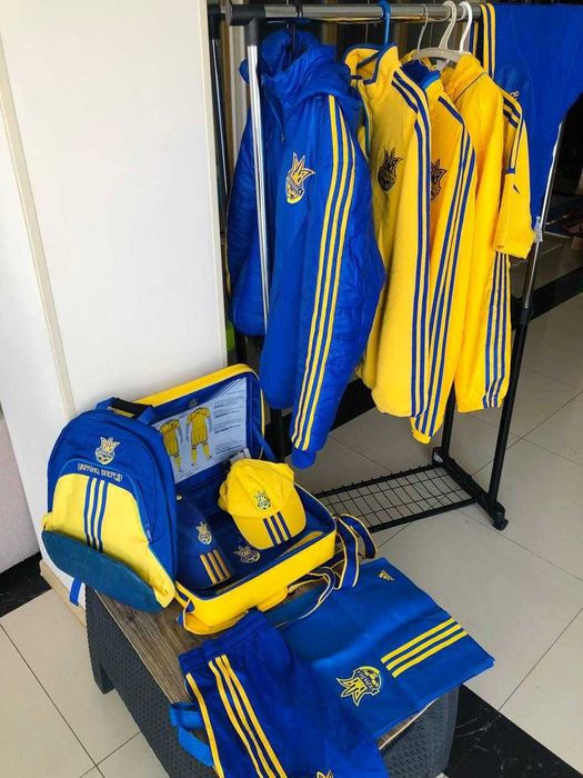 Полный Патриот Новый Оригинальный Футбольный  Adidas экипировка