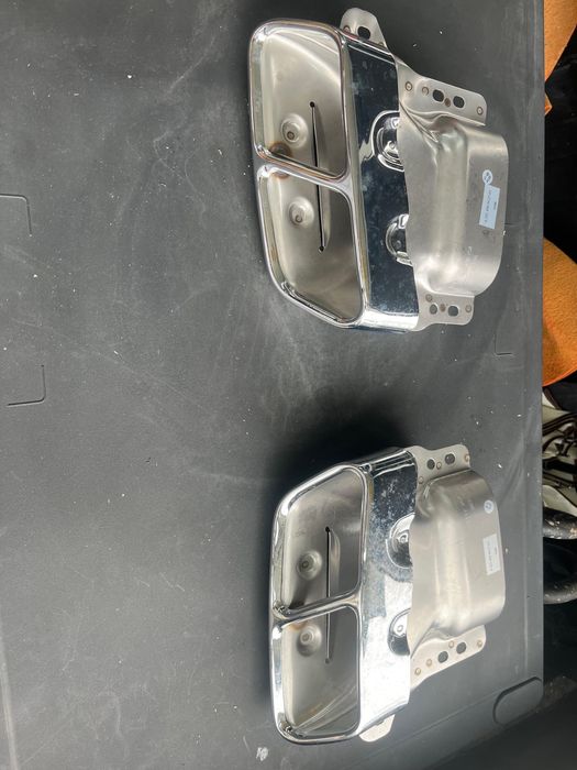 Ponteiras escape cla45 e condutas de ar com luz