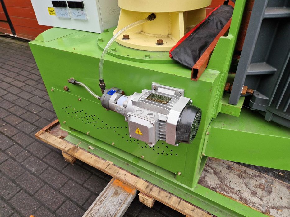 peleciarka  granulator         peletu    moc  30KW