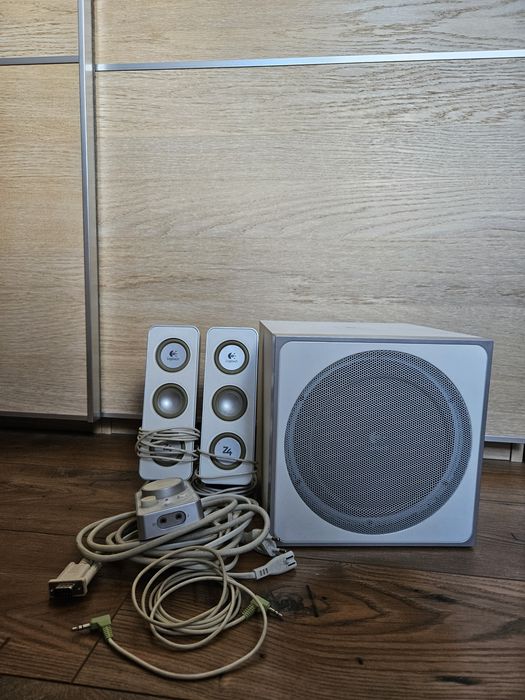 Głośniki 2.1 - Logitech Z4i - uszkodzone