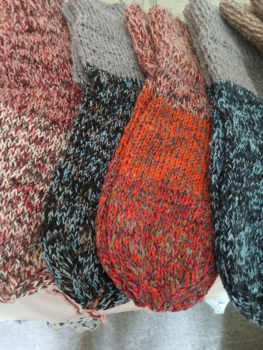 Продам  в'язані теплі  шкарпетки