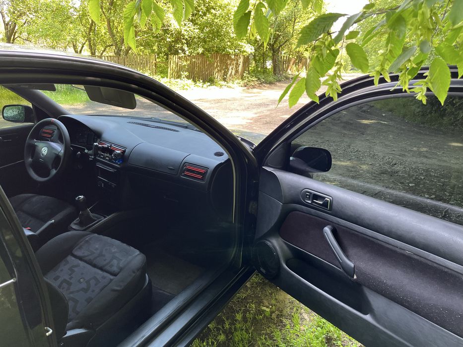 Volkswagen golf 4