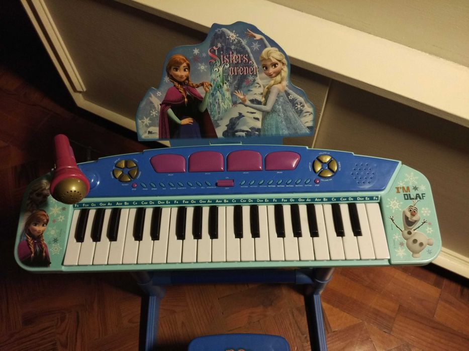 Piano Disney Frozen - teclado eletrónico com microfone e banco, completo na caixa