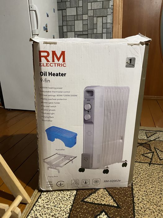 Масляний обігрівач RM-02002E! 9 секцій потужністю 800-1200-2000W