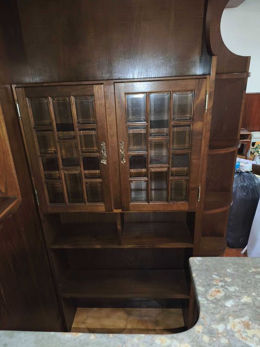 Móvel de sala de jantar com Bar e 2 bancos