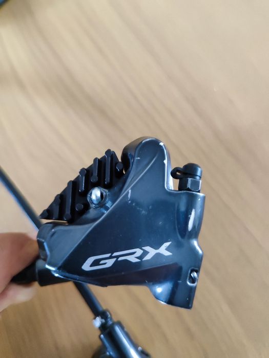 Manetes Shimano 105 ST-7020 + Travões GRX BR-RX810