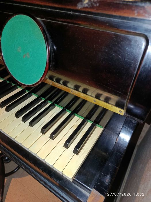 Piano Francês Excelente estado de conservação