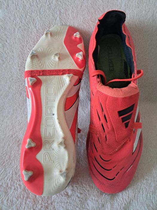 Lanki adidas Predator FG r. 44