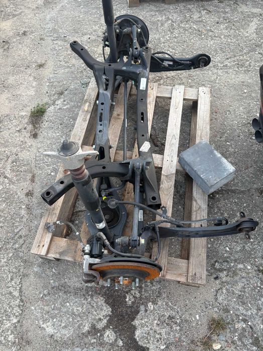 Kia ceed belka zawieszenia tył