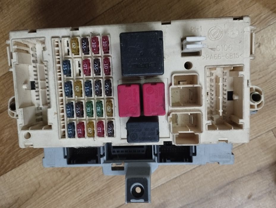 Fiat stilo Punto 1.6 1.9 JTD moduł bsi 501209 skrzynka 150060