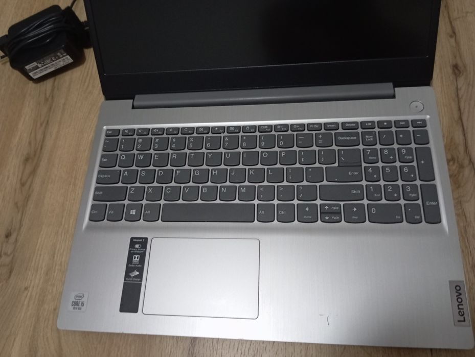 Lenovo IdeaPad 3 15IIL05, 15.6", i5-1035G1, 8GB RAM, 512SSD
