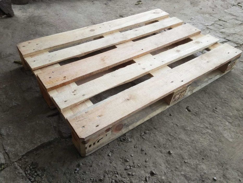 Paleta Euro EUR oryg. ładne jasne , meble ogród łóżko podest transport