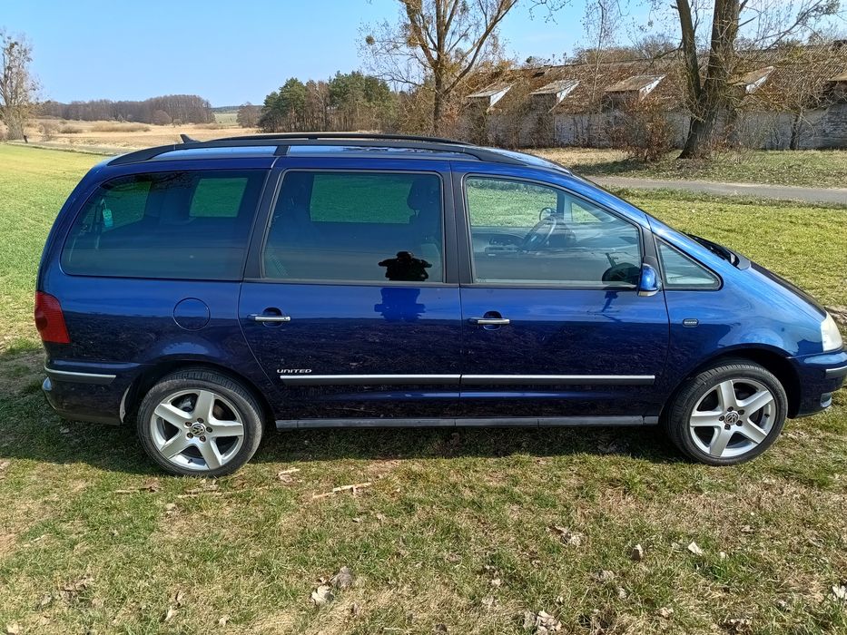 Sharan UNITED 2.0  benzyna 115 km