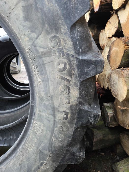 Vredestein 650/65 R42, 540/65 R30 KOMPLET