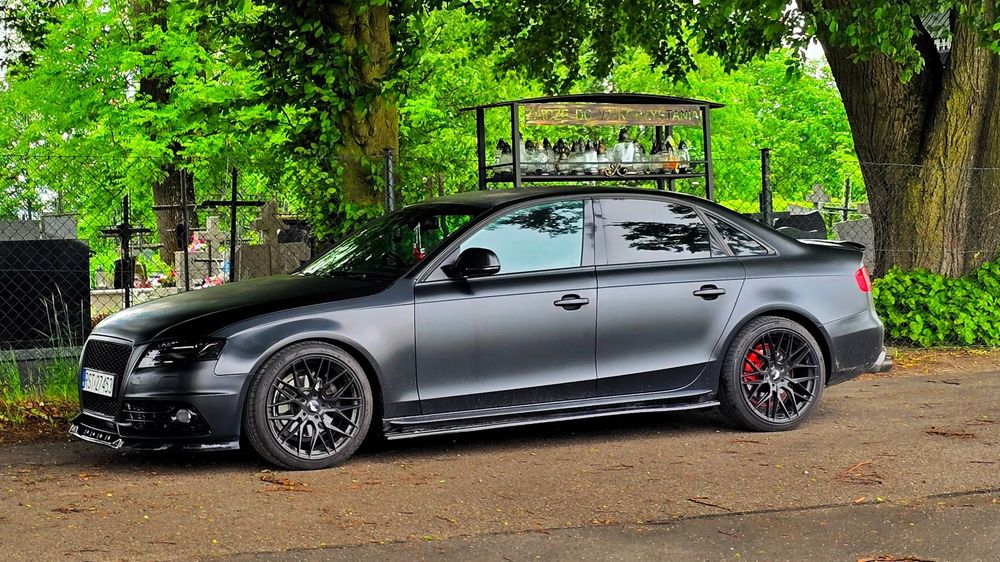 Audi A4 Limousine Audi a4 b8 8k Anglik