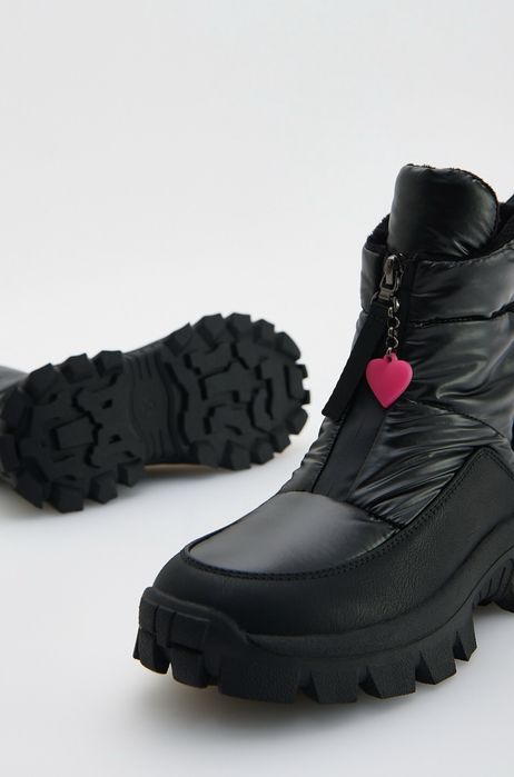 Ботинки для девочки