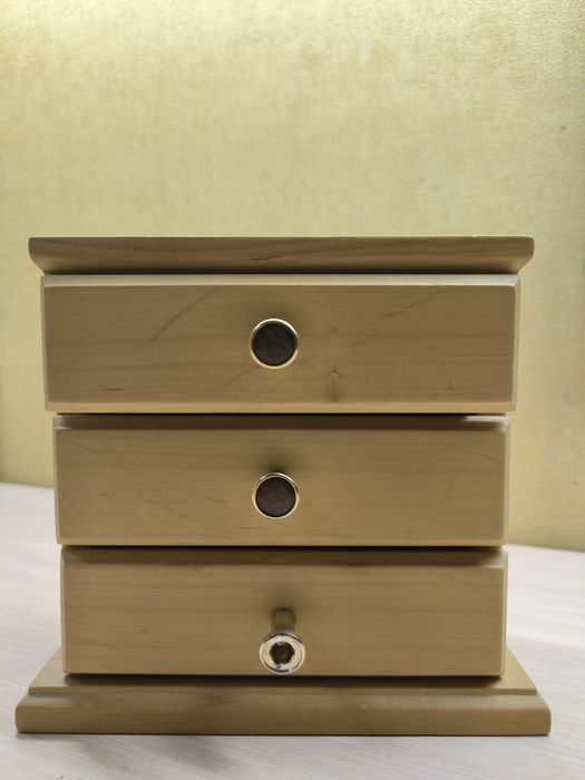 Комод для лялькового одягу,шкаф для ляльок,меблі для ляльок