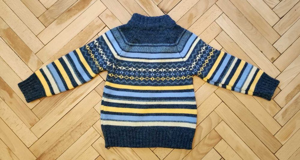 Светр на хлопчика 4-5 років