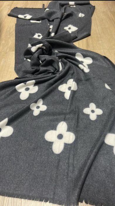 Szalik szal narzutka w kwiatki