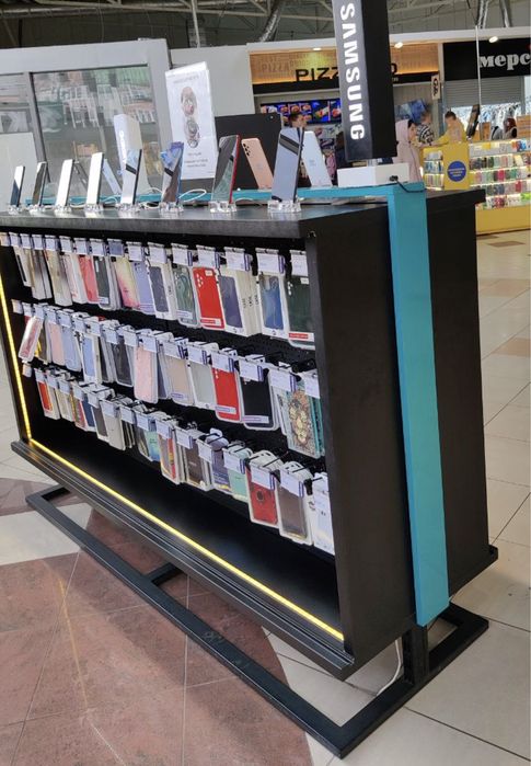 Продам острівну вітрину