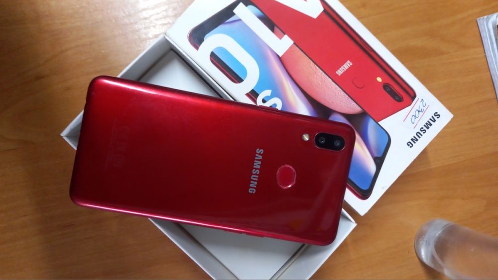 Телефон Redmi та самсунги та хуавей Carbon Gray 4/64