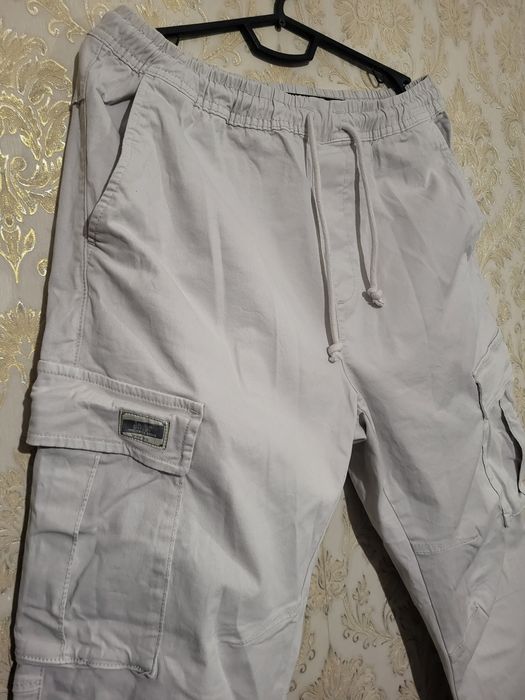 Штани джогери чоловічі щільні ZARA білі (розмір - 32) СТАН НОВИХ