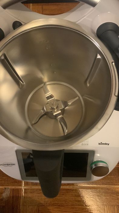 Bimby TM6 completa GARANTIA e extra Mandolina.