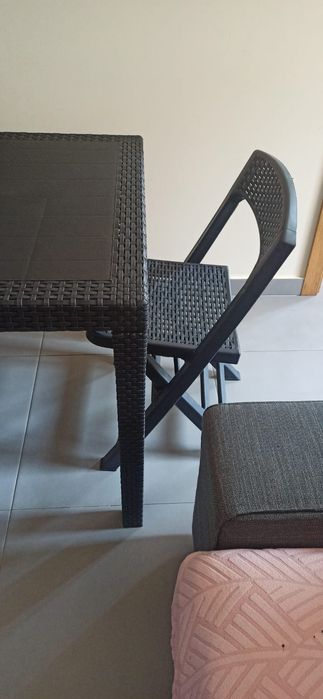 Conjunto Mesa de Jardim + 2 cadeiras