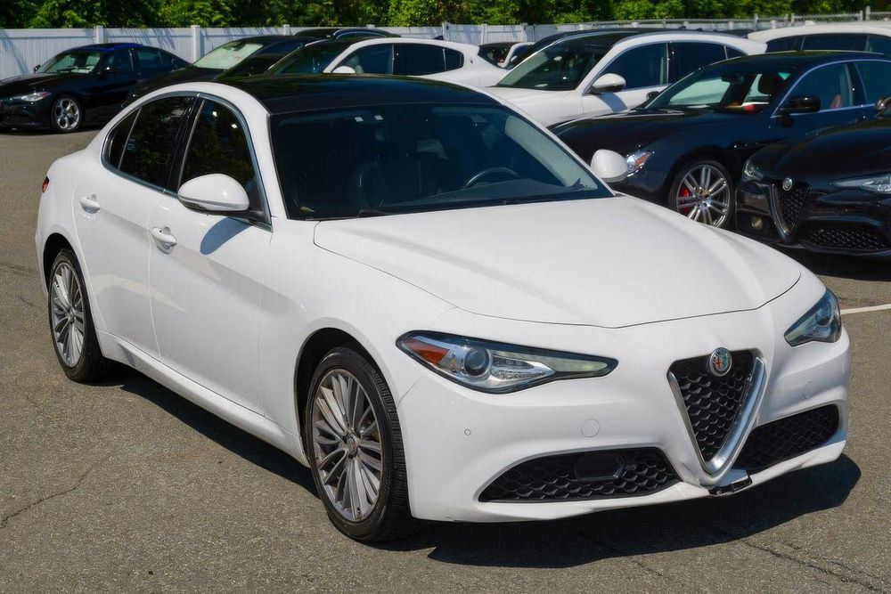 Alfa Romeo Giulia Ti      2017