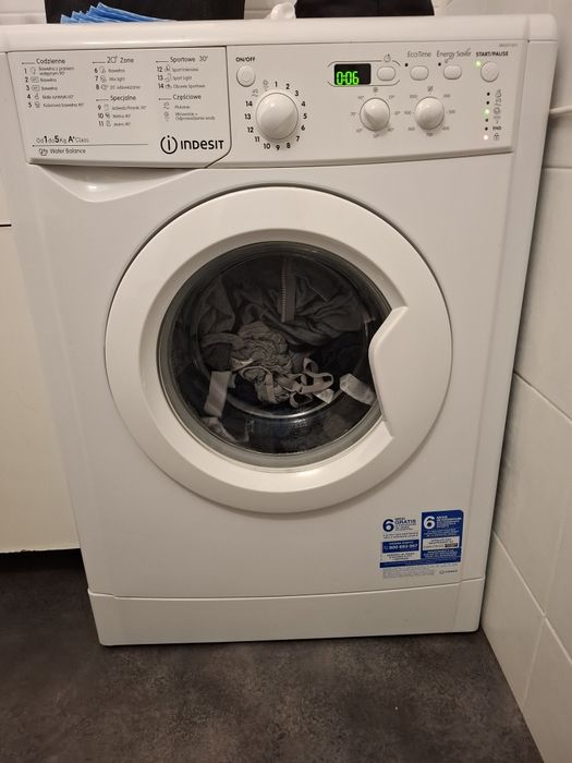 Pralka Indesit IWSD51051