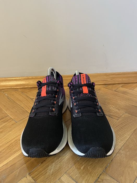 Жіночі бігові кросівки Brooks Ricochet розмір 40,5