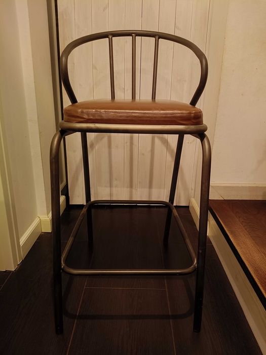 Hoker / stołek barowy industrialny