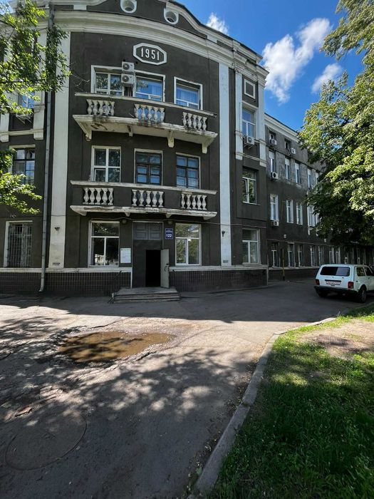 Продам гостинку 24.5м2 метро Заводская