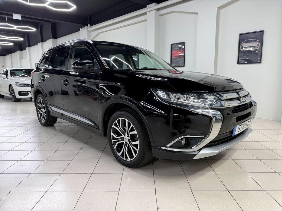 Mitsubishi Outlander 2.2 DI-D Intense Black Edition