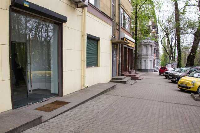 Аренда помещения пр.Яворницкого красная линия