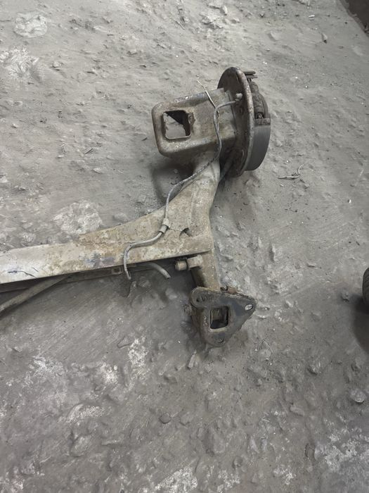 Продам заднюю балку ваз 2109 2110