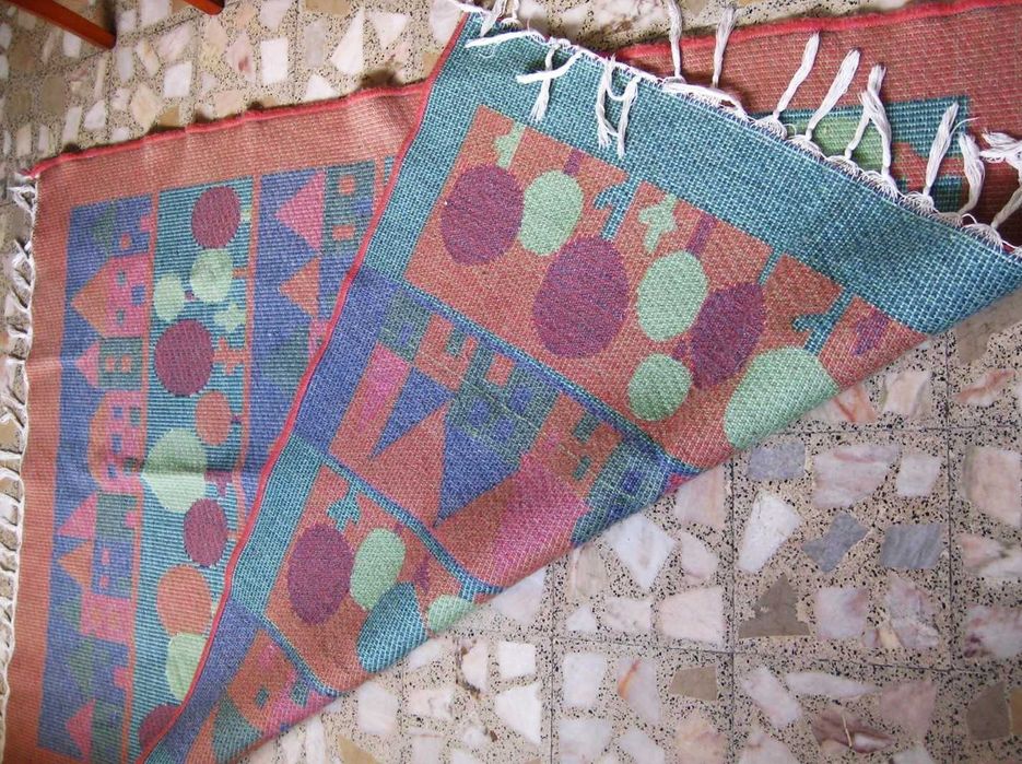 Carpete com pouco uso