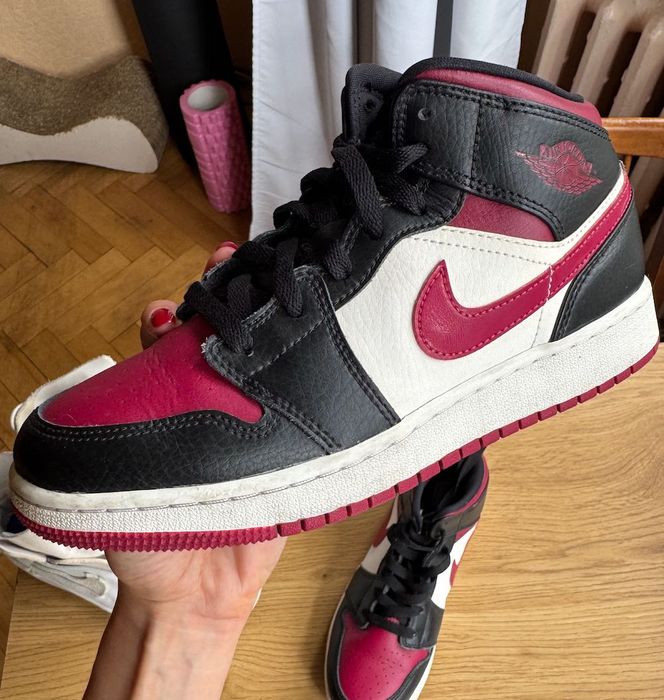 Кросівки Nike Air Jordan 1 Mid
