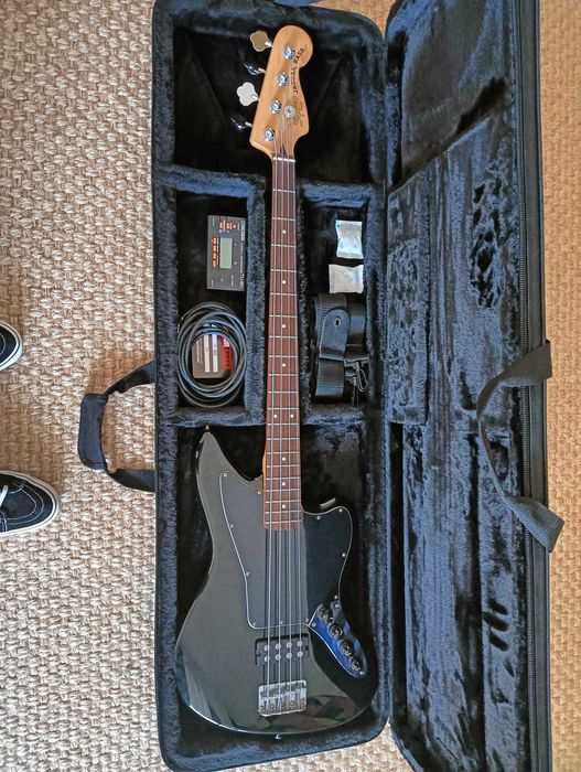 Baixo Squier Jaguar vintage modified