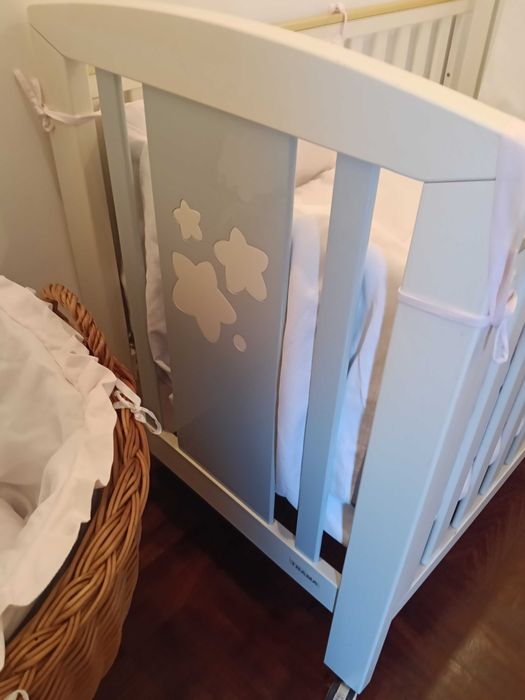 Cama de dormir como nova