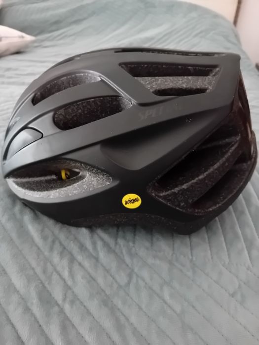Capacete specialized