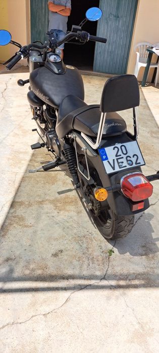 Vendo Keeway Blackster 250cc