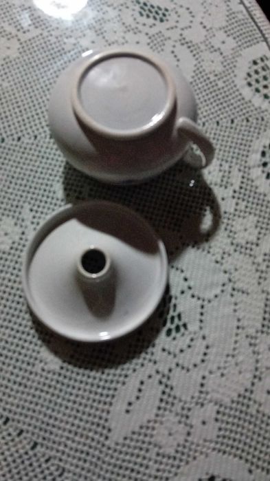 Vendo escarradeira antiga