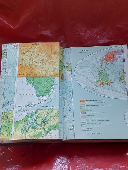 Książka stara Mała ENCYKLOPEDIA Powszechna 1971rok PWN z czasów PRL ci