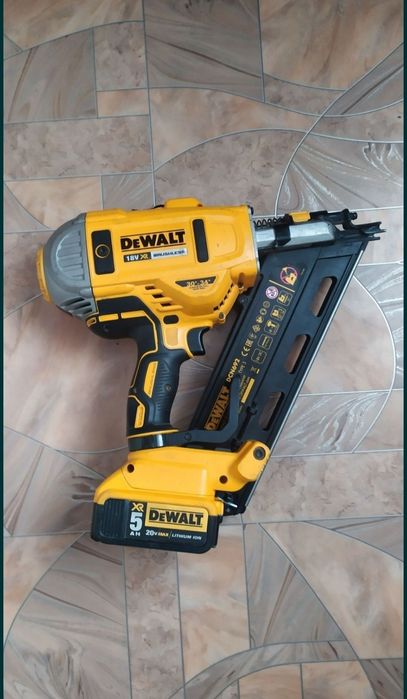 Працював не багато